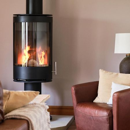 Swallow Barn At Millfields Farm Cottages Ashbourne  Eksteriør billede